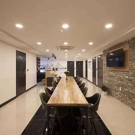 Cioharu Guesthouse Gwanganri Busan Ngoại thất bức ảnh