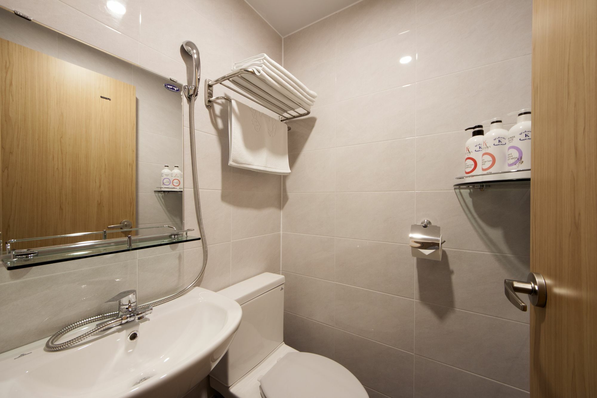 Cioharu Guesthouse Gwanganri Busan Ngoại thất bức ảnh